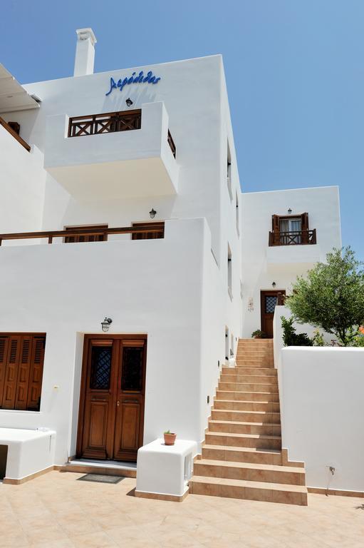 Aerolithos Hotell Adamantas  Exteriör bild